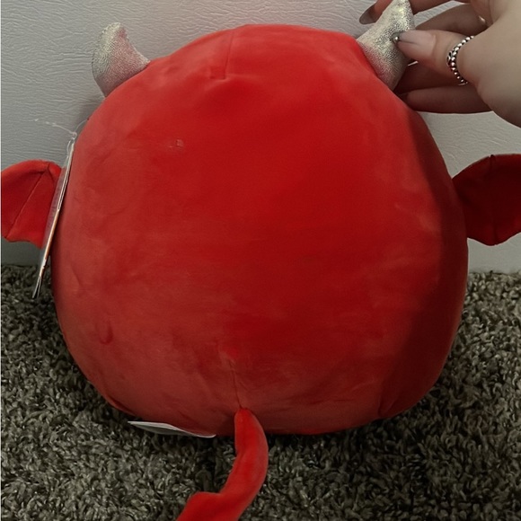 Karlie 8” Squishmallow - Picture 5 of 5